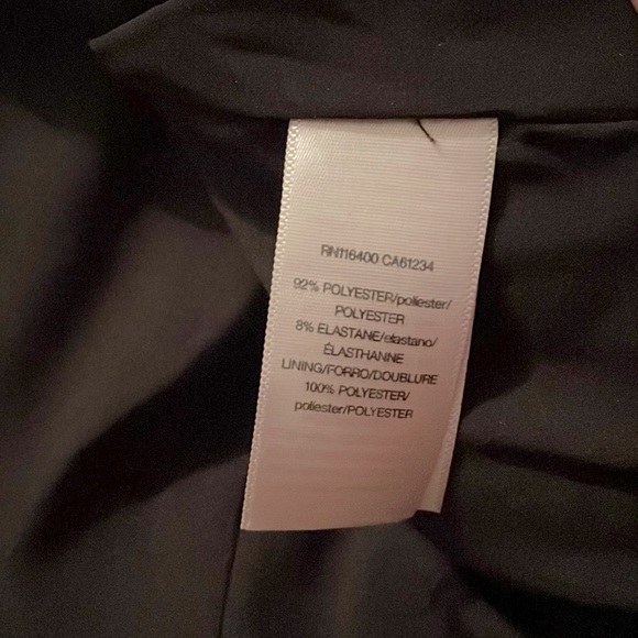 Black jacket blazer Sz 4 lined, 4-button sleeves - Picture 5 of 9